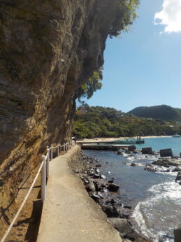 promenade volcanique à Bequia